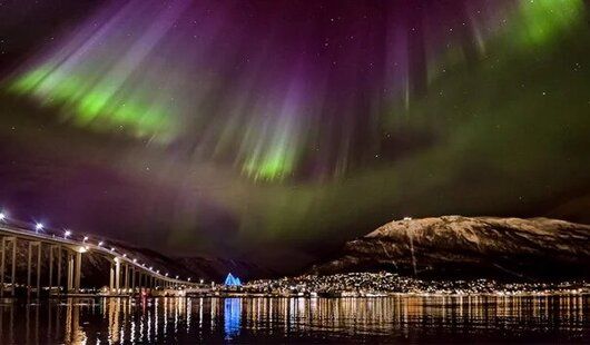 admirez les aurores boreales lors de votre croisiere express cotier