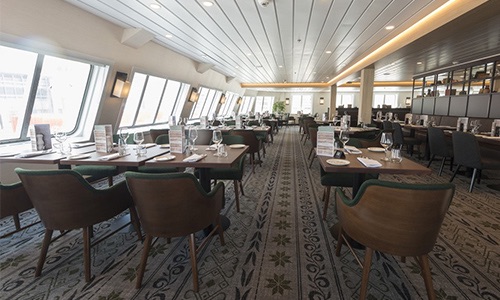 un des 5 restaurants du msc armonia